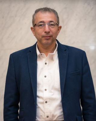 Dr. Ashraf El-Holougy
