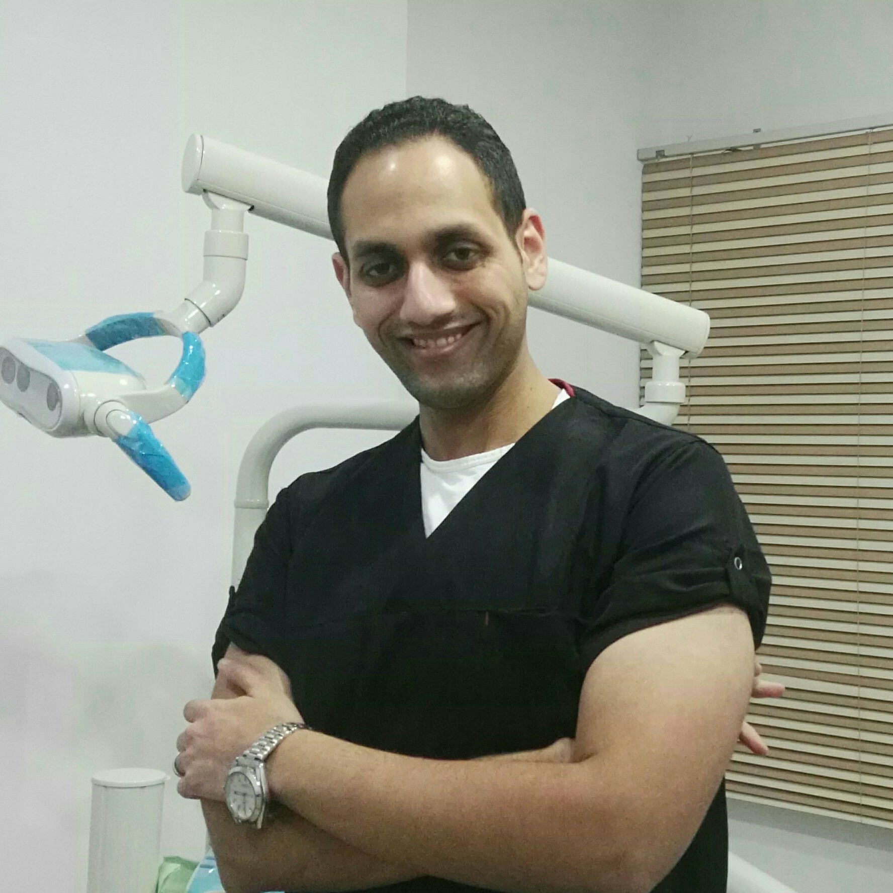 Dr. Moataz El khatib