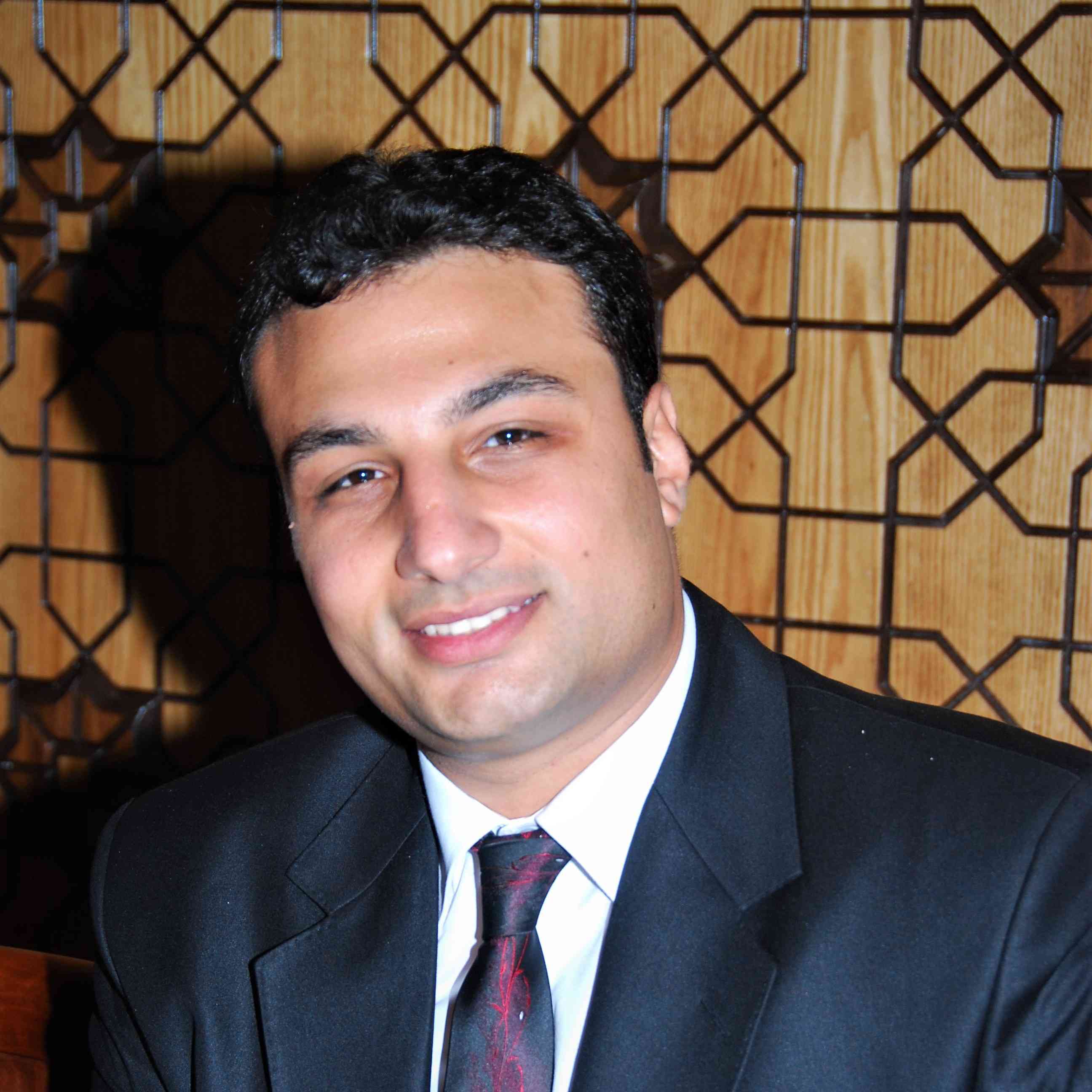 Dr. Mostafa Badawy