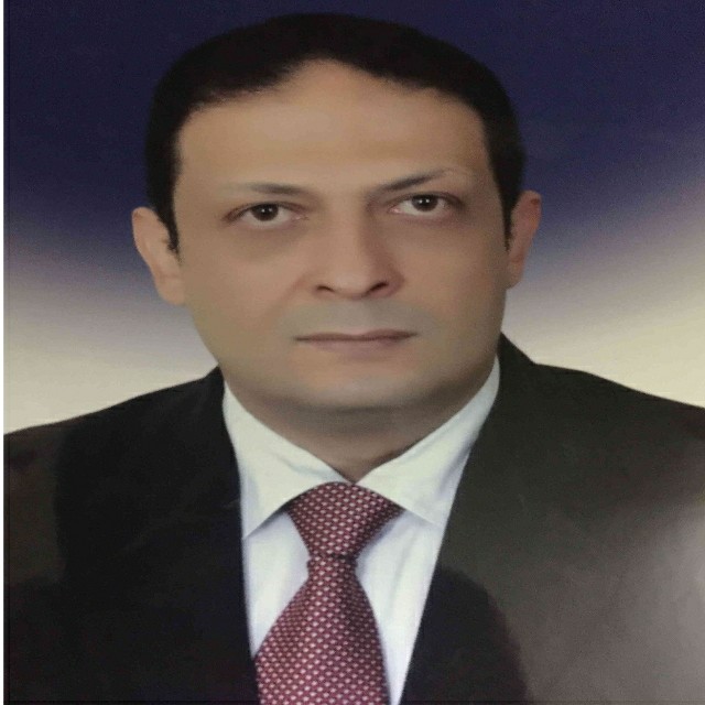 دكتور حسام فوزي هاشم
