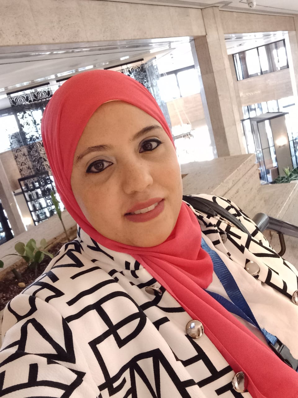 Dr. Dina Al-Issawi