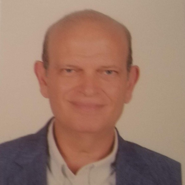 دكتور اشرف عثمان عون